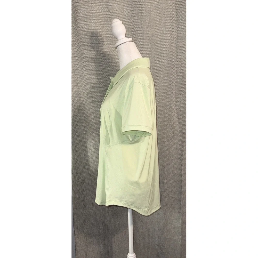 Lululemon Quick Drying  Polo Fits Size 12 Best No Tag Kohlrabi Green KOGR 03404